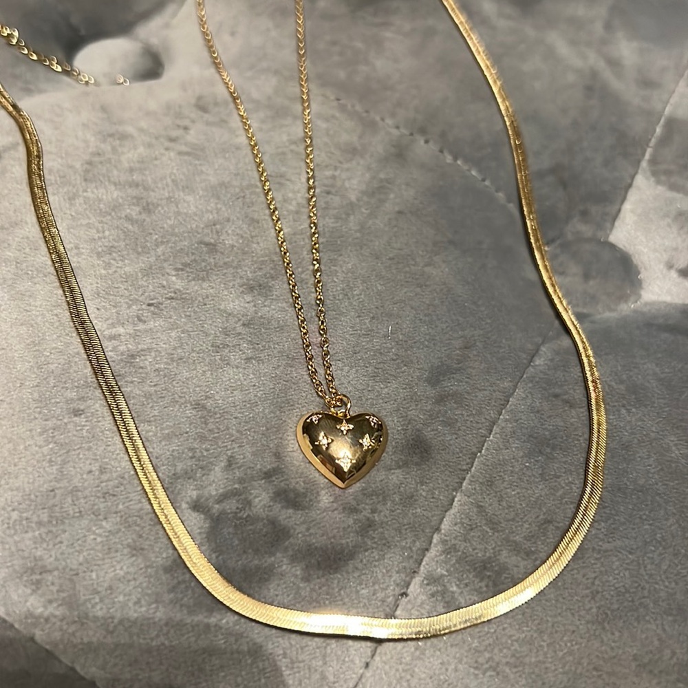 Necklace set